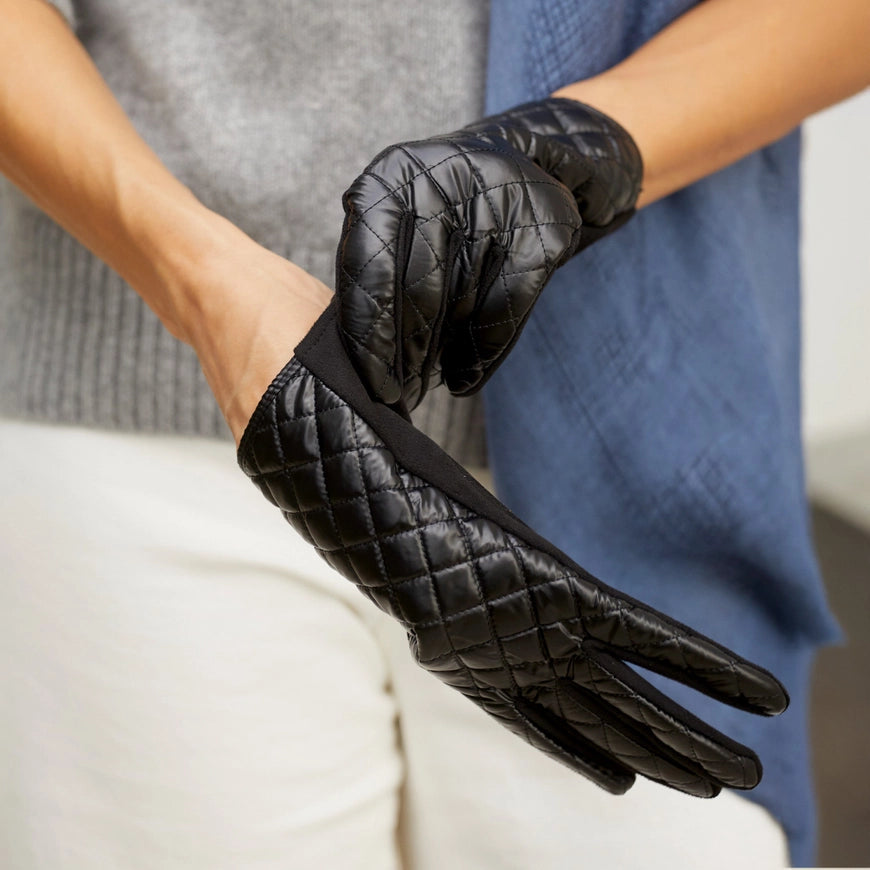 The Essential Diamond Patterned Gloves